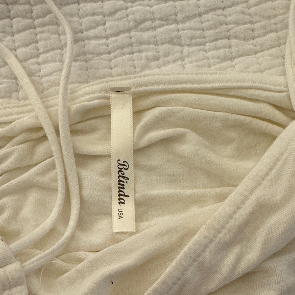 Elegant Cream white Ruched Women's Top cropped - Picture 2 of 5